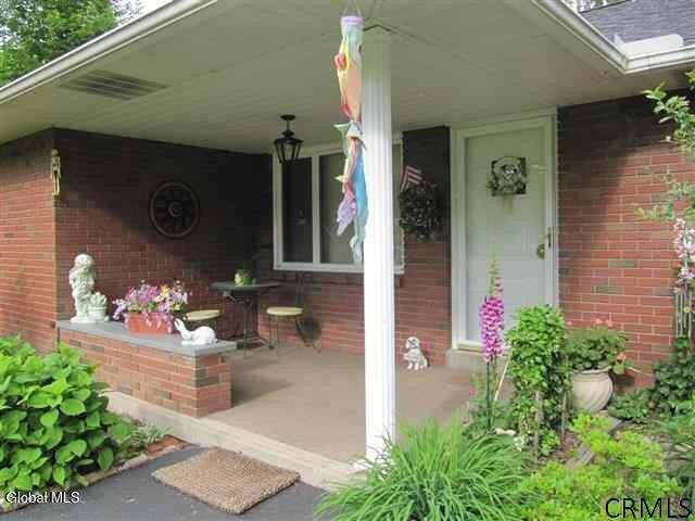 Building Photo - 275 Bloomingrove Dr