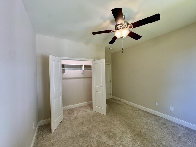 Building Photo - 126 Pocola Way