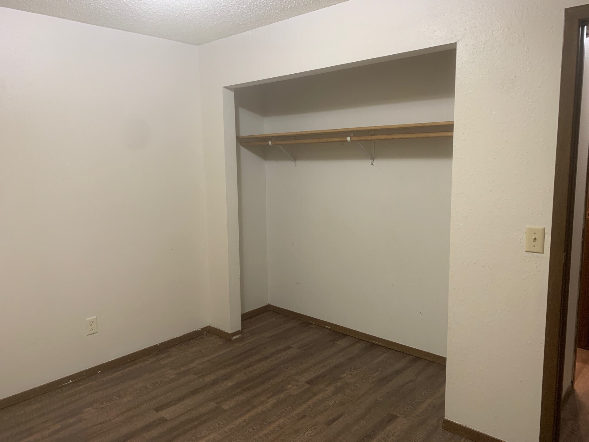 Building Photo - 1718 14th Ave W