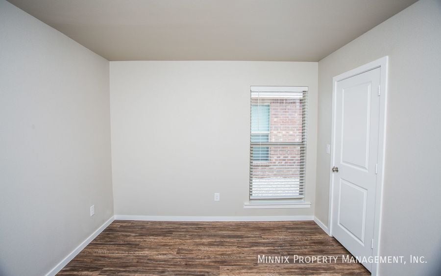 Building Photo - 2134 Kirksey Ave