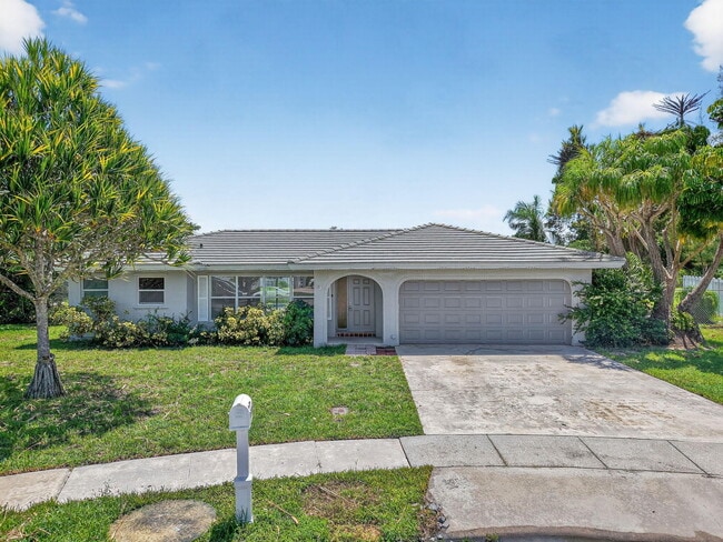 Building Photo - 22203 Aquila St