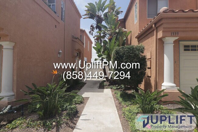 Building Photo - 1337 Serena Cir