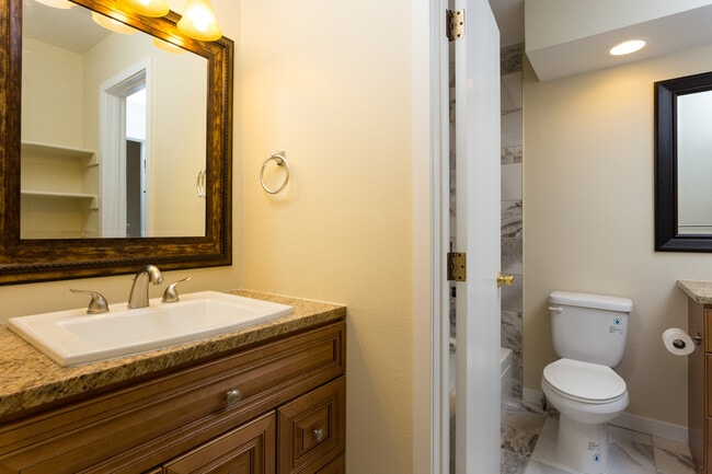 Building Photo - 4286 S Salida Way