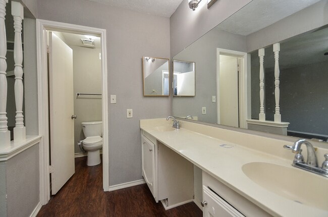 Building Photo - 13734 Sablegrove Ln