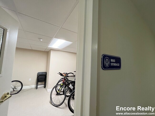 Building Photo - 24 Chauncy St