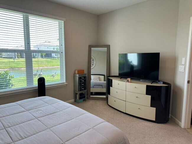 Building Photo - 754 Cherry Elm Dr