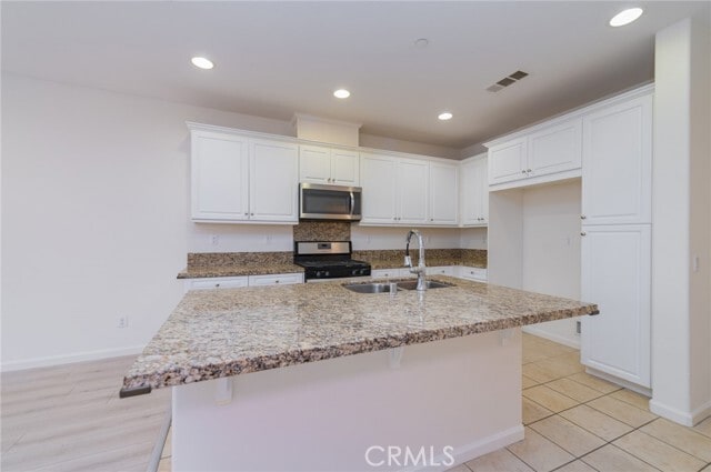 Building Photo - 3002 E Via Fiano