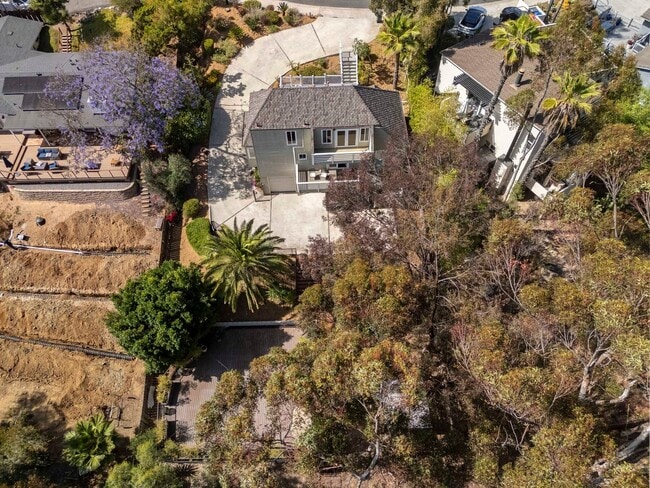 Building Photo - Hillside La Mesa, single family home, 3Bed...