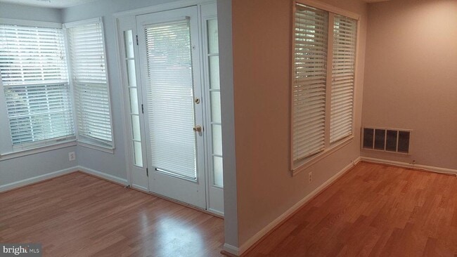 Building Photo - 13107 Briarcliff Terrace