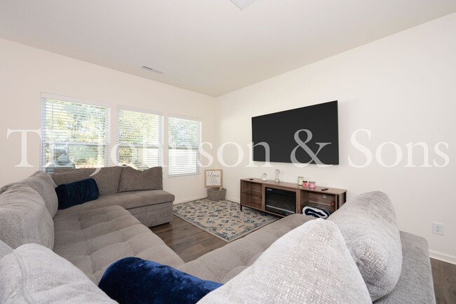 Building Photo - 5624 Baverhof Dr