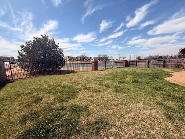 Building Photo - 2400 NW 151st St