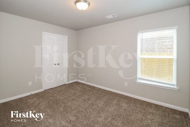 Building Photo - 4612 Conley Ln