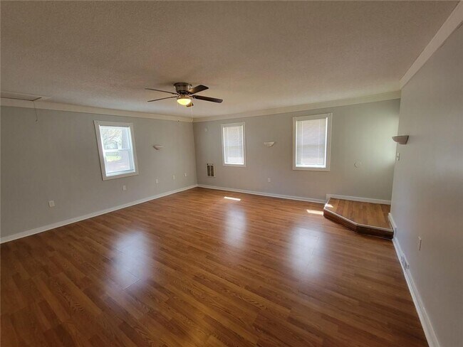 Building Photo - 2392 Shire Ct