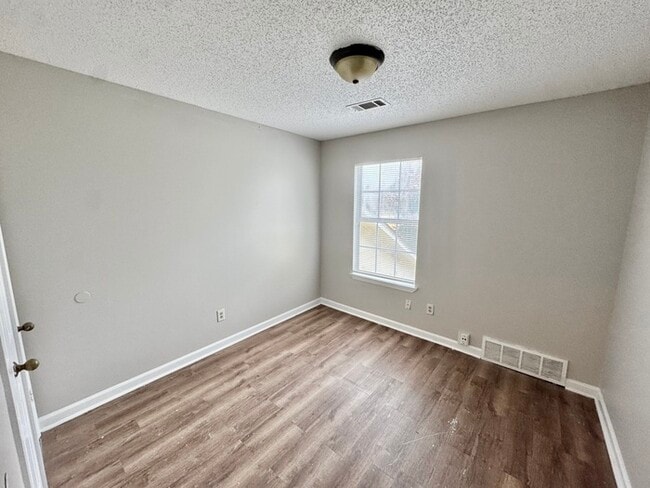 Building Photo - 4136 Garden Birch Cove