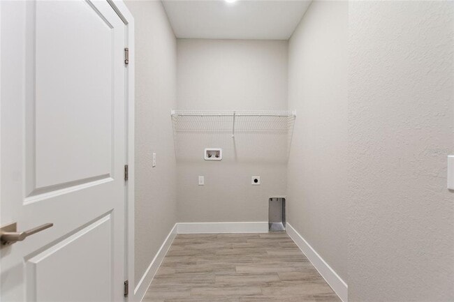 Building Photo - 337 Hibiscus Dr