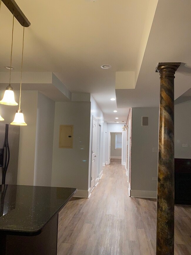 Building Photo - 7010 S Merrill Ave