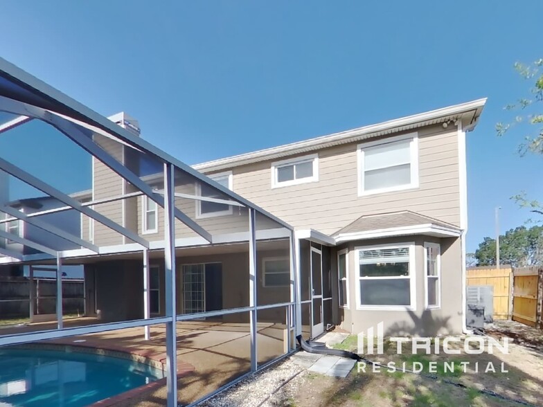 Building Photo - 2609 Crestfield Dr