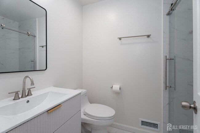 Building Photo - 357 Hadleigh Ln