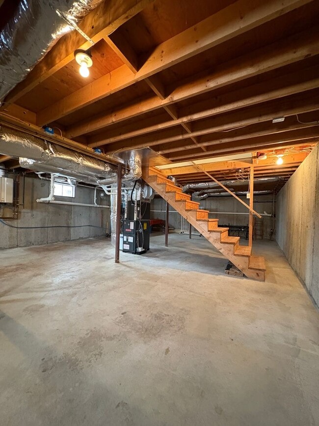 Building Photo - New to the rental market, charming 2 bedroom single family home in Wilmington, MA