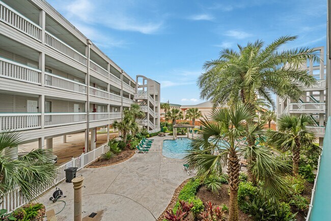Building Photo - 6102 Seawall Blvd