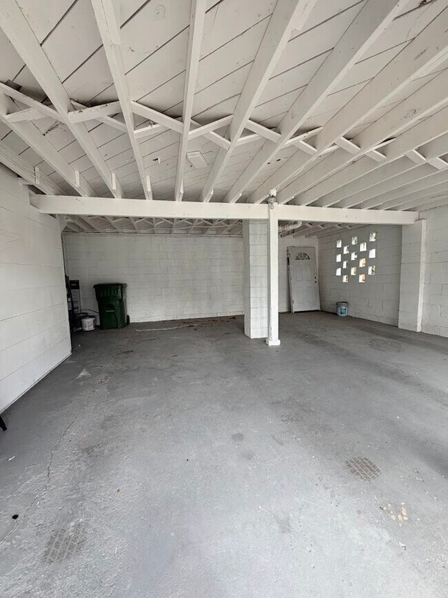 Building Photo - 4 S 12th St