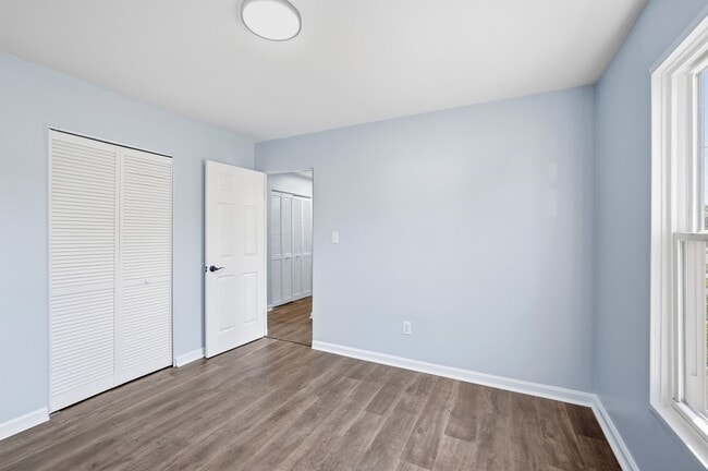 Building Photo - Newly Renovated Three Bed available to rent with move-in special!