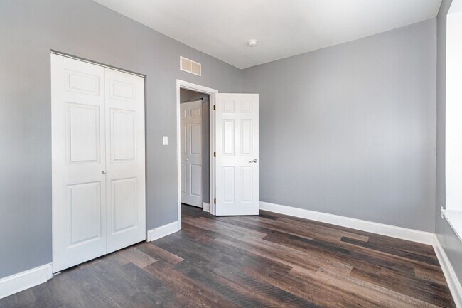 Building Photo - 2136 Susquehanna St