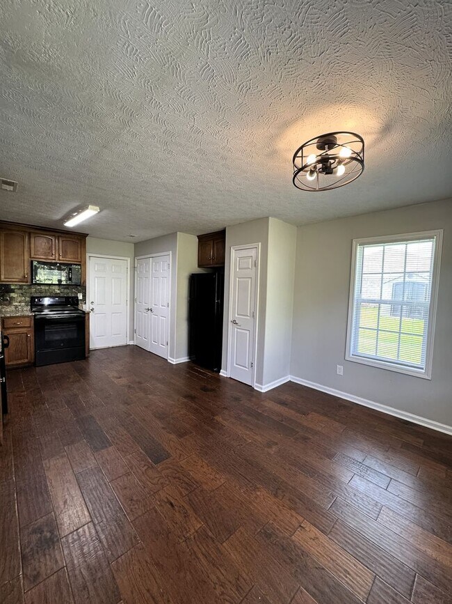 Building Photo - 18304 Upland Trail