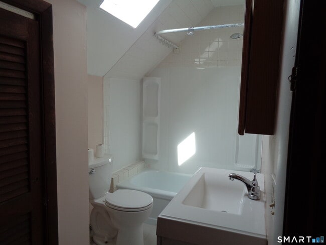 Building Photo - 58 Stuyvesant Ave