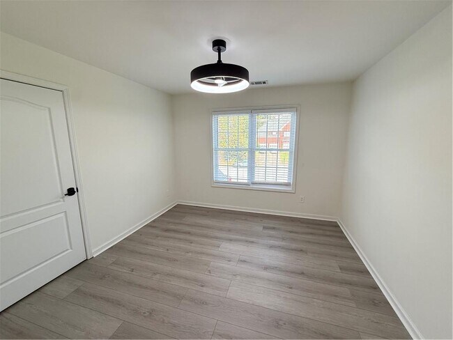 Building Photo - 2822 Savannah Walk Cove