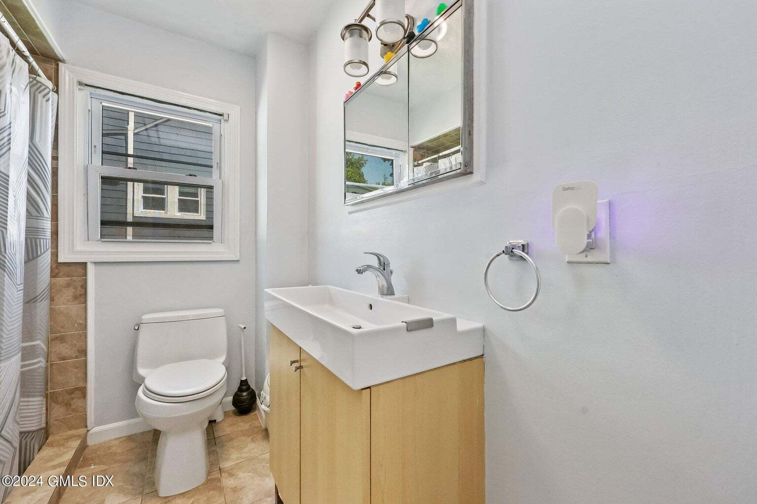 Building Photo - 10 Fletcher Ave