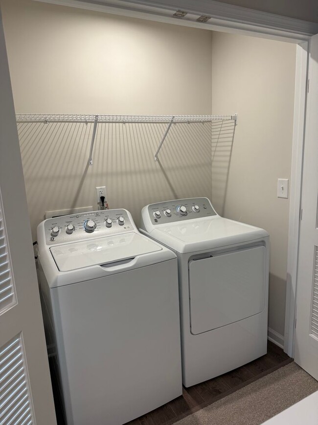 Building Photo - Brand new China Grove Townhome