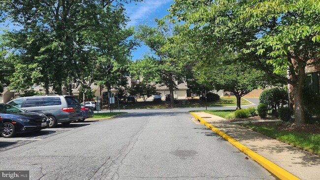 Building Photo - 10823 Bucknell Dr
