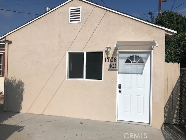 Primary Photo - 1708 Keeler St