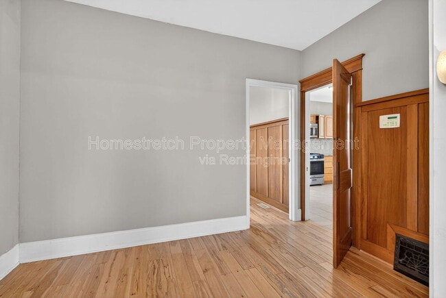 Building Photo - 4762 Alma Ave