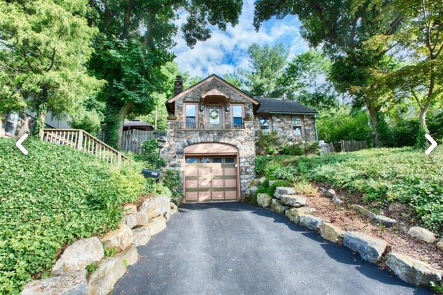 Primary Photo - 2320 Park Ave