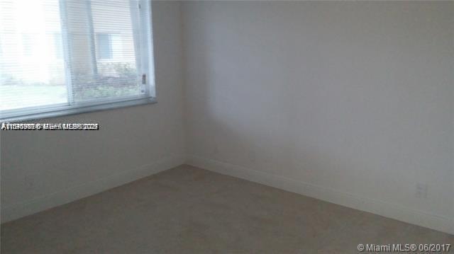 Building Photo - 5612 Rock Island Rd