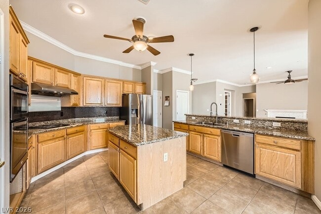 Building Photo - 10271 Bark Pine Ct