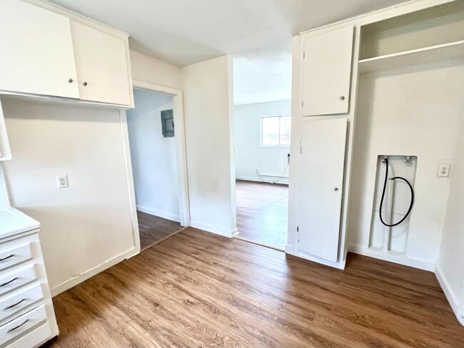 Building Photo - 4315 Spring Oak Dr