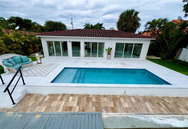 Building Photo - 1012 Tangelo Isle