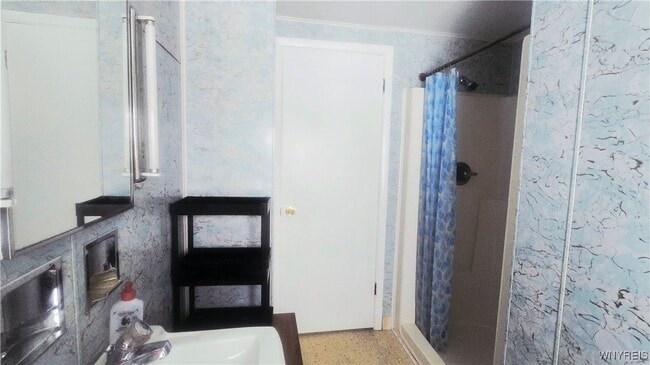 Building Photo - 359 Wrexham Ct N