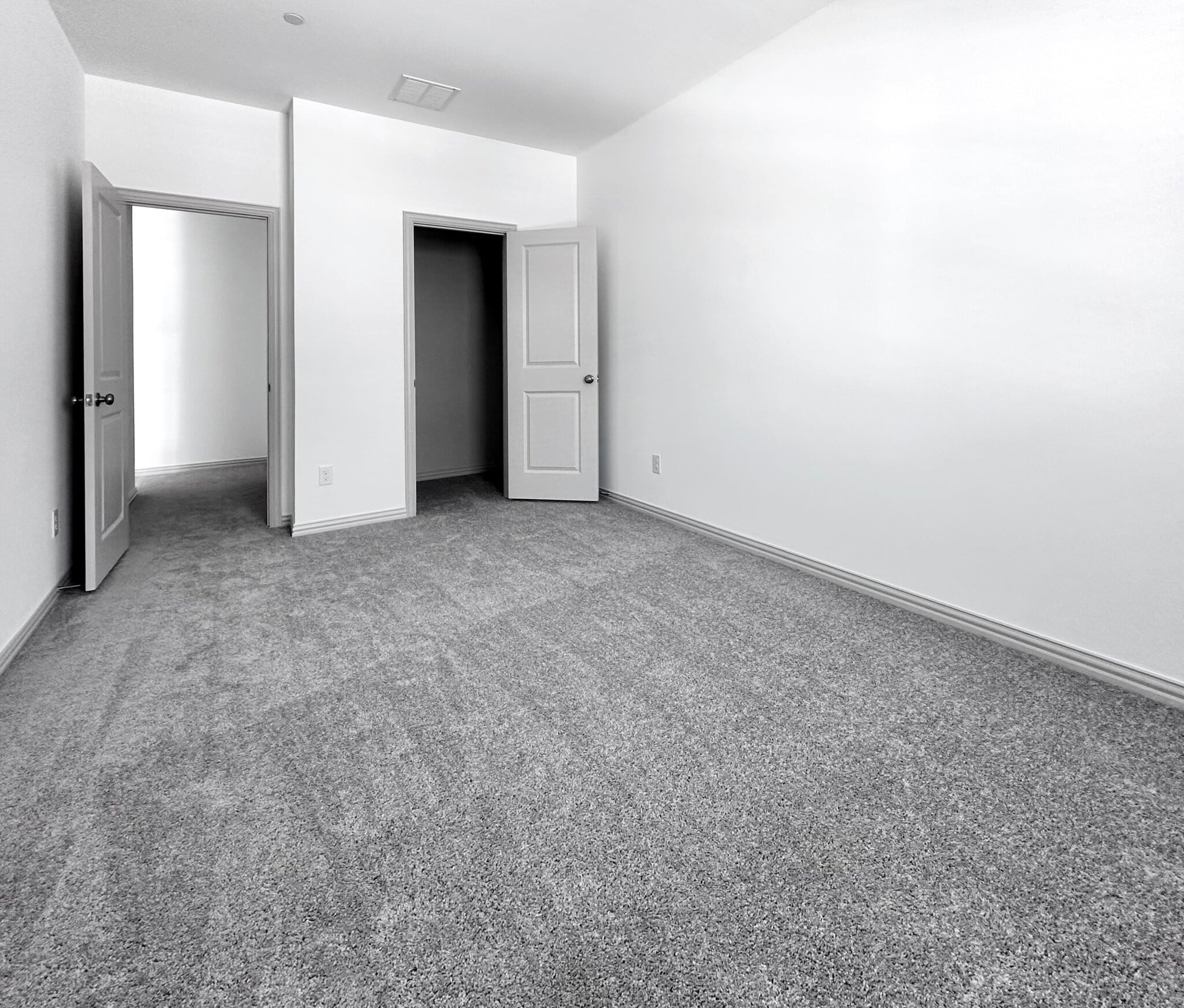 Building Photo - 609 Friendswood Dr