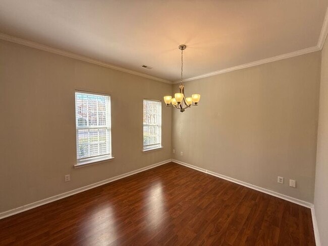 Building Photo - Southampton