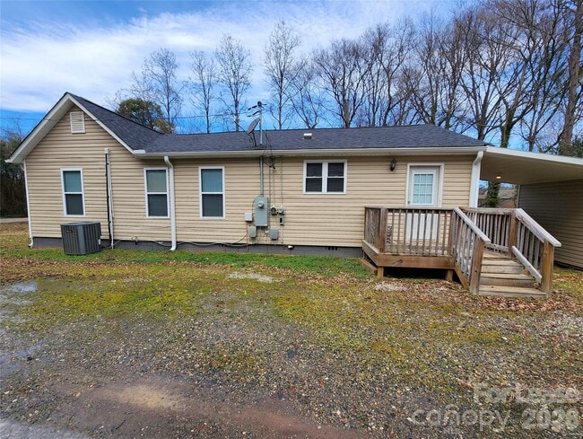 Building Photo - 1419 Oakshade Ave