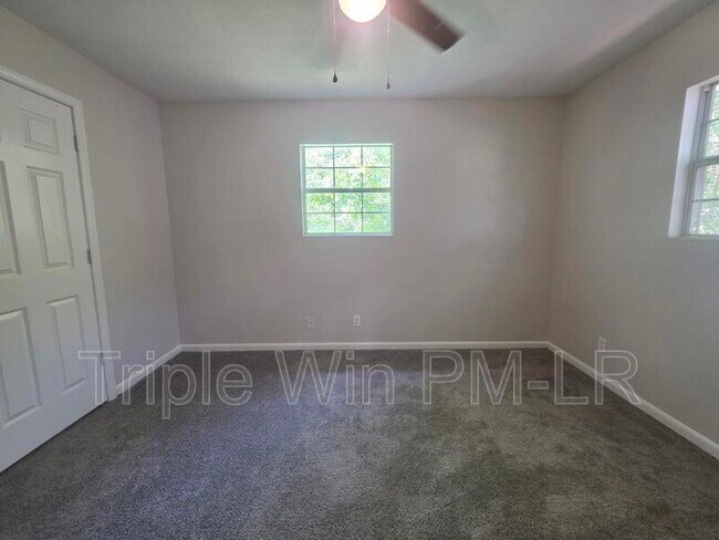 Building Photo - 8700 Winston Dr