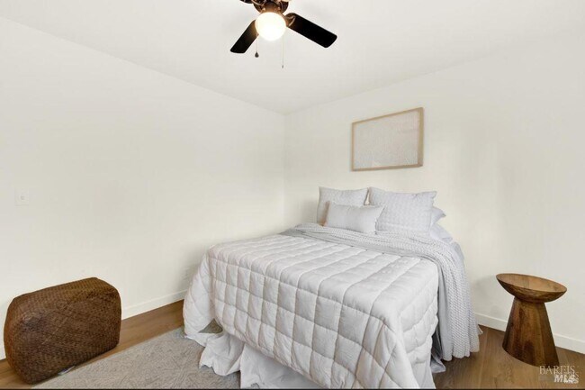 Building Photo - 6610 Oak Leaf Ct