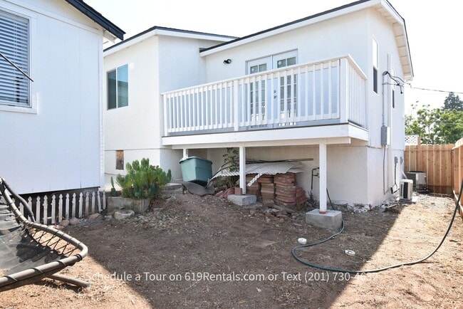 Building Photo - Remodeled 3 Bedroom, 2 Bath House