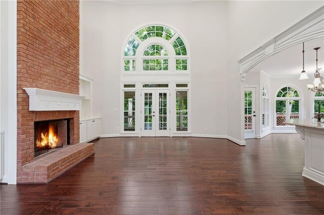 Building Photo - 730 Rose Creek Cir