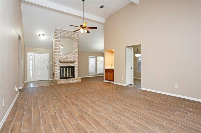 Building Photo - 21623 Park York Dr