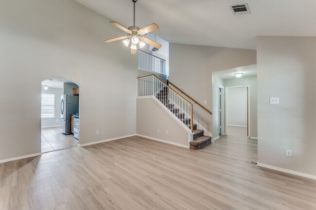 Building Photo - Recently updated home in Pflugerville